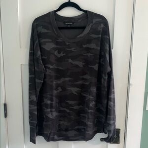 Athleta Women's Coaster Sweathshirt, grey camo, XL
